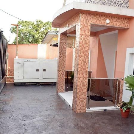 Rush Hotel & Apartments Lagos Extérieur photo