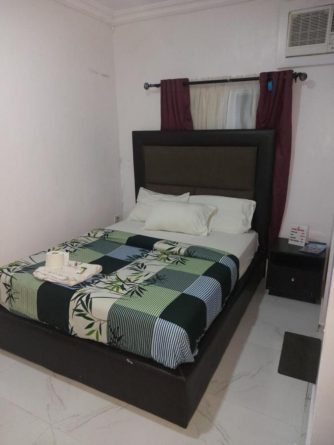 Rush Hotel & Apartments Lagos Extérieur photo