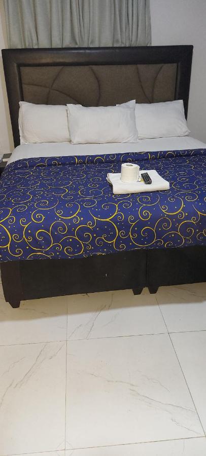 Rush Hotel & Apartments Lagos Extérieur photo