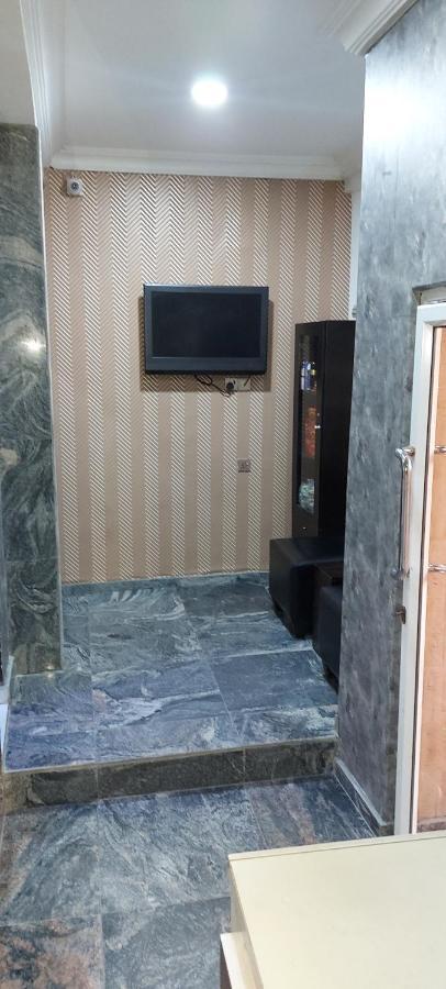 Rush Hotel & Apartments Lagos Extérieur photo